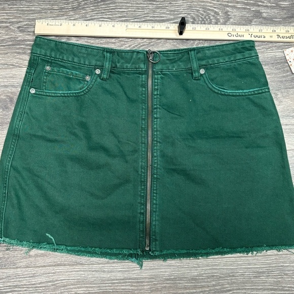 Free People We the Free Zip It Up Mini Jean Skirt Green Cotton size 31 *251 - Picture 12 of 12
